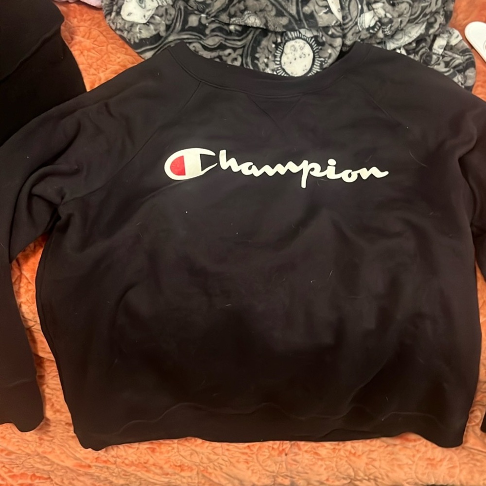 Black Champion athletic sweatshirt size M